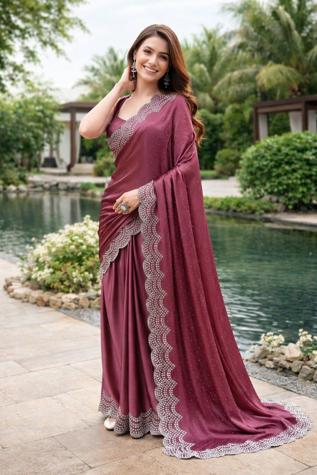Women's Mauve Embellished Designer Saree with Scalloped Border & Matching Blouse Piece